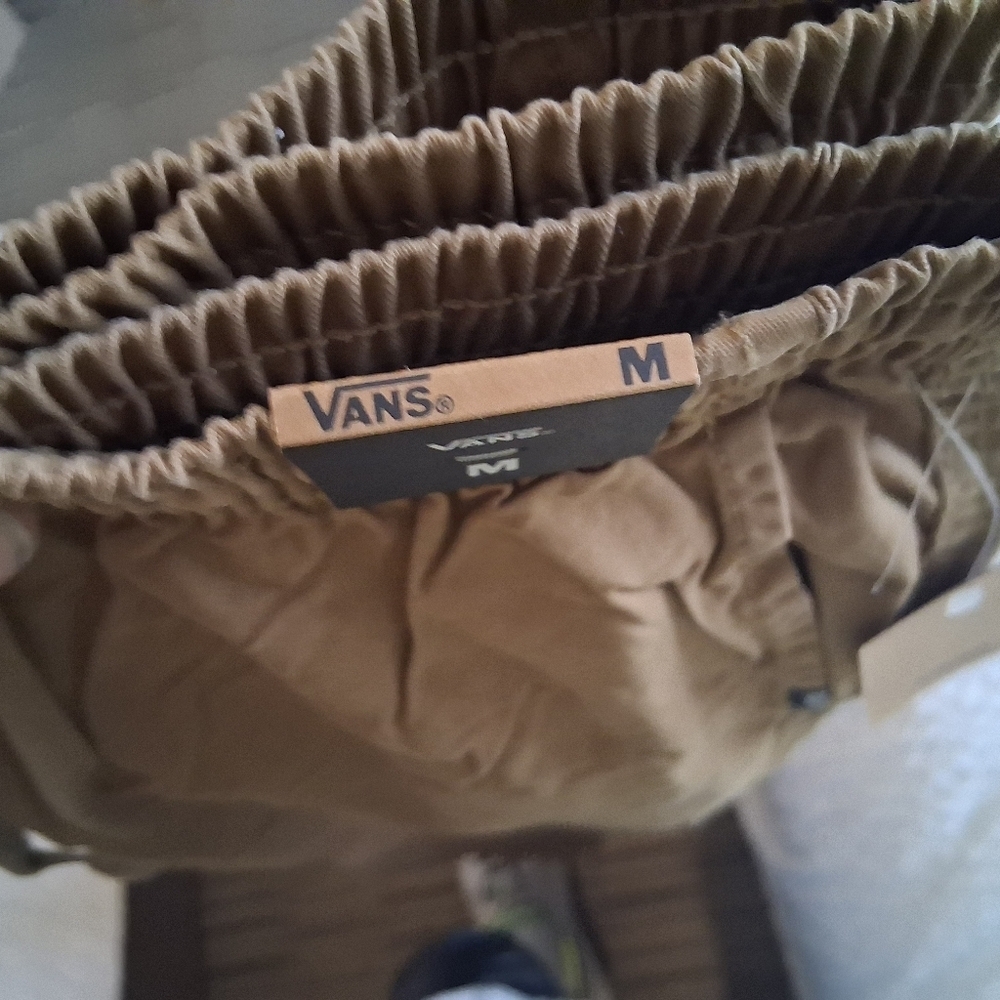 Van's Pants Mens Size Medium NWT Runs Big - Picture 8 of 8
